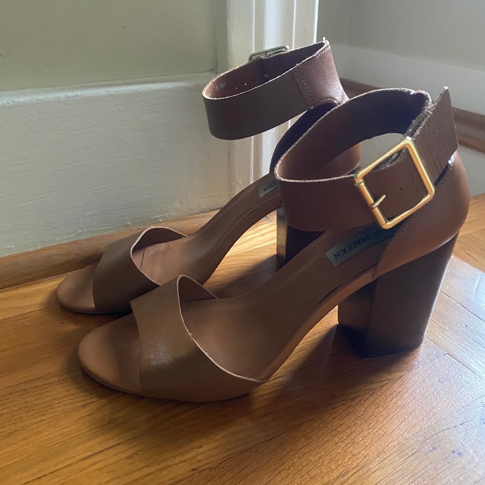 Steve Madden brown leather block heels